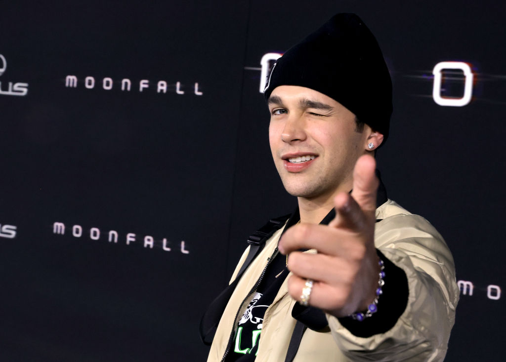 Austin Mahone visits Texas hometown after release of country single ...