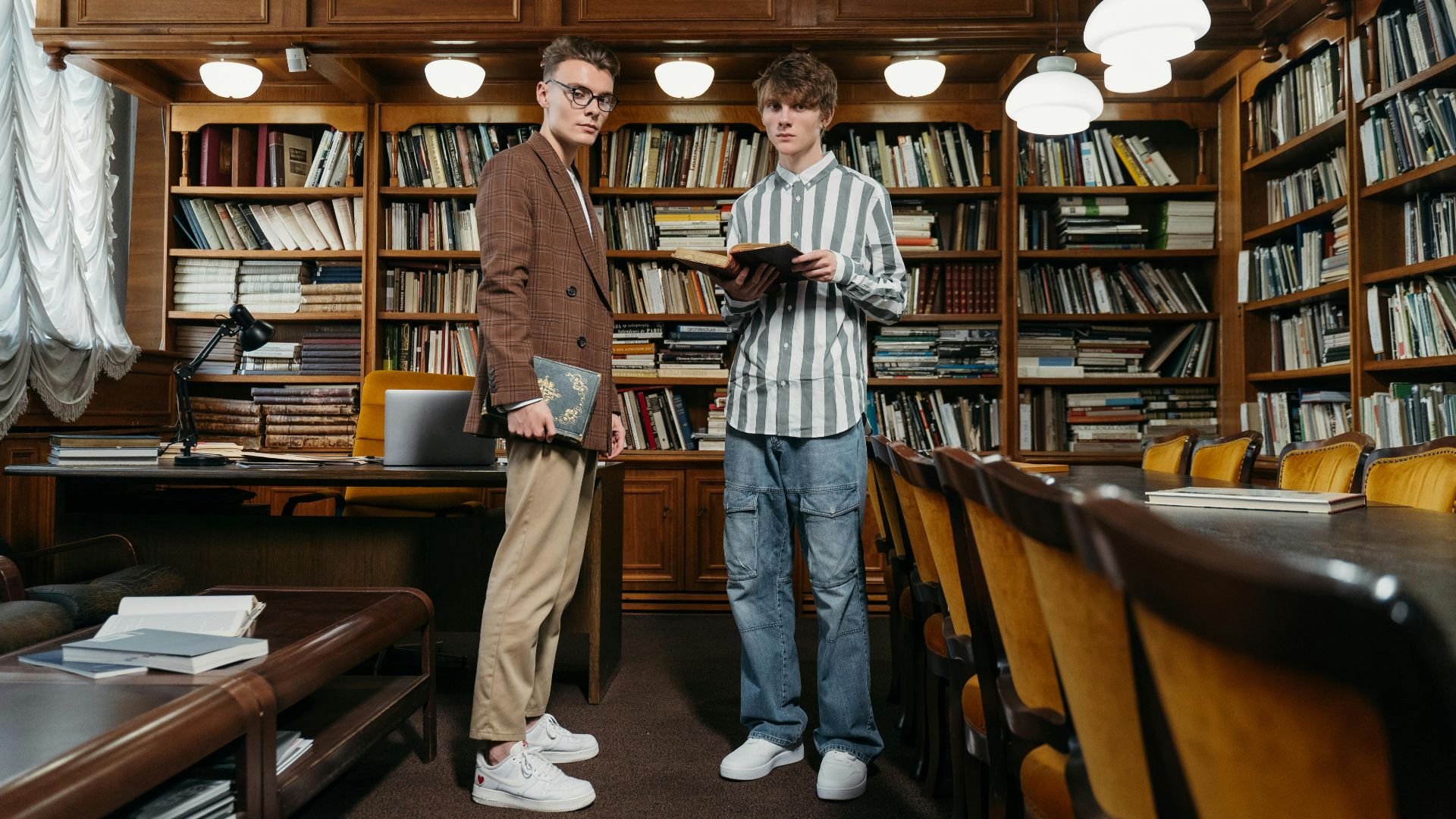 10 Useless College Degrees 10 That Are Worth Pursuing