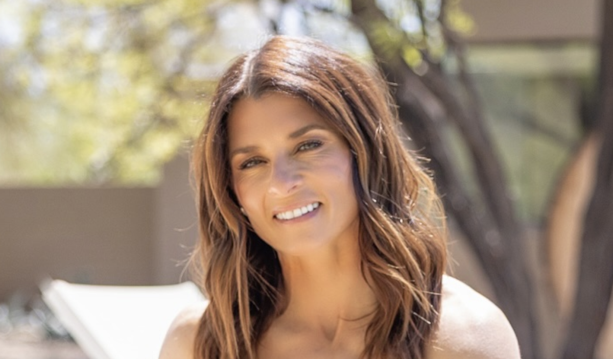 NASCAR Fans 'Obsessed' With Danica Patrick's Poolside Photo