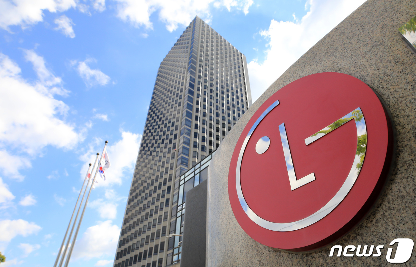 LG전자 3Q 영업익 7818억…누적 매출 70조·영업익 4조 첫 돌파(종합)