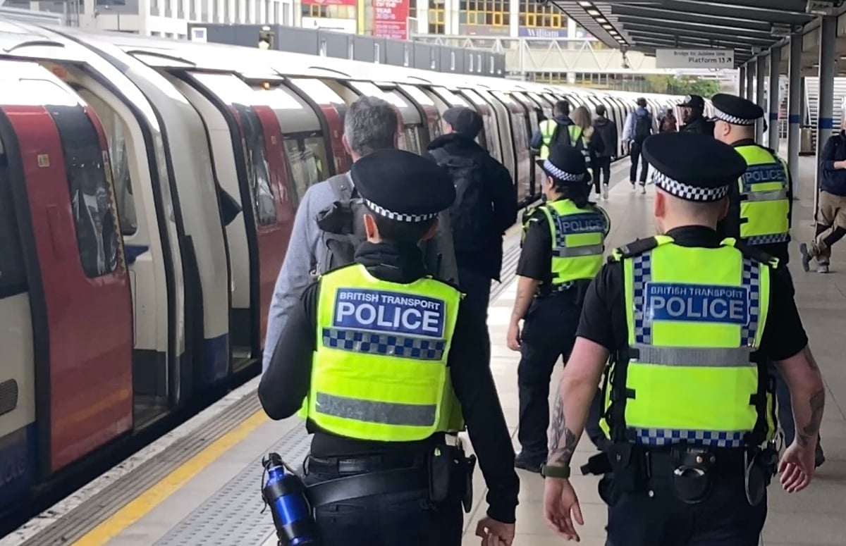 Hundreds arrested in police blitz on robbers targeting London trains