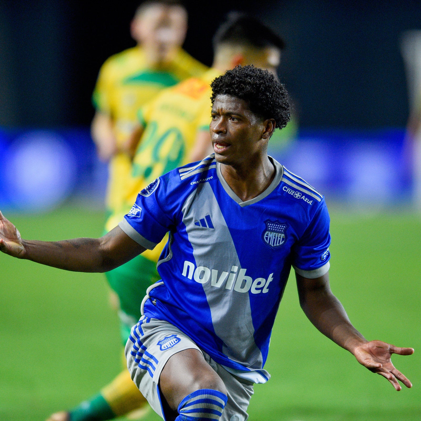 Soccer player's wife, 5yearold child kidnapped as he hid under bed