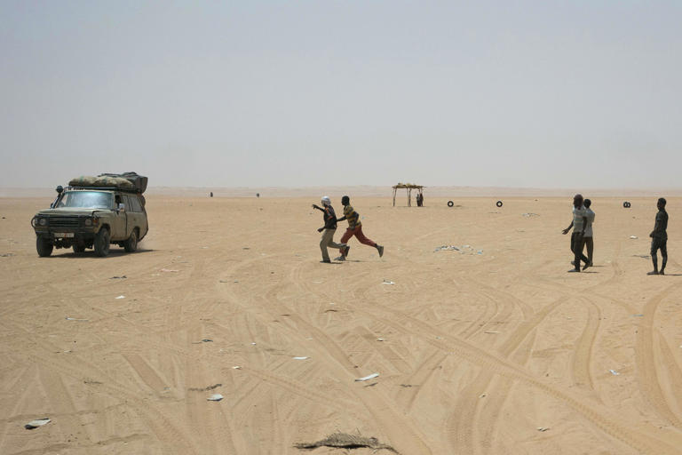 Algérie : L’Algérie accusée d’avoir expulsé plus de 1 100 migrants dans le désert