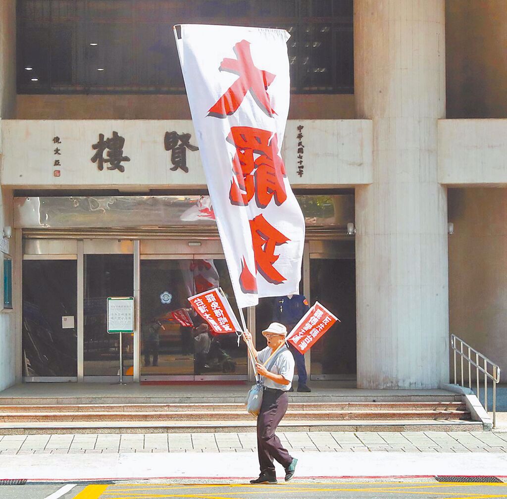 藍委穩了？資深媒體人驚爆1數字點名「這2人」危險