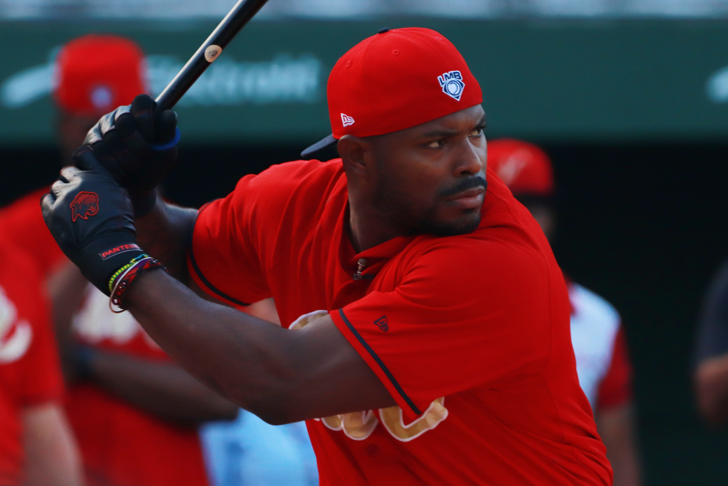 Yasiel Puig sparks bench-clearing incident in Korea