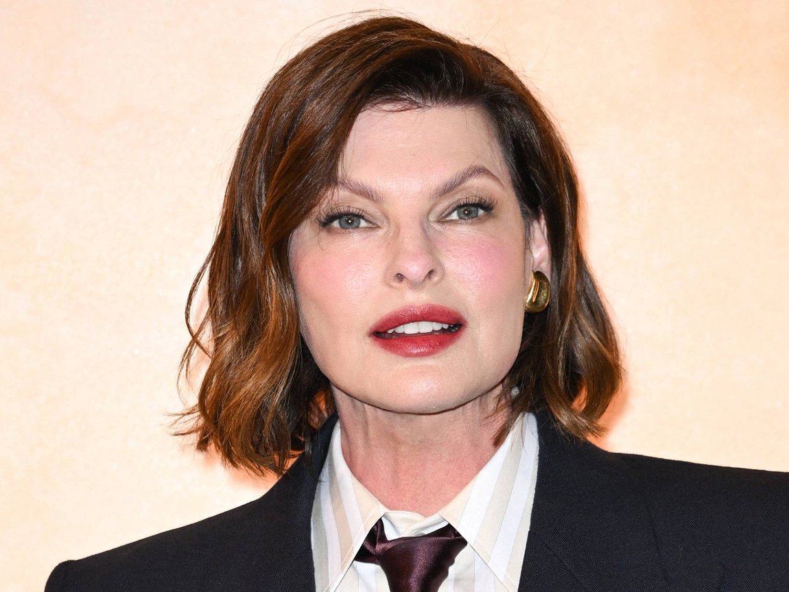 Supermodel Linda Evangelista doesn't want to look in the mirror