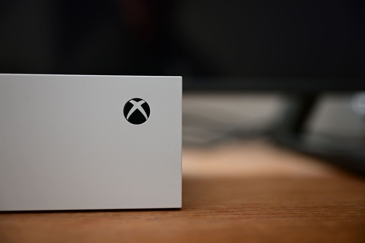 Vers une nouvelle (et mini) manette Xbox à batterie, dédiée au cloud ...