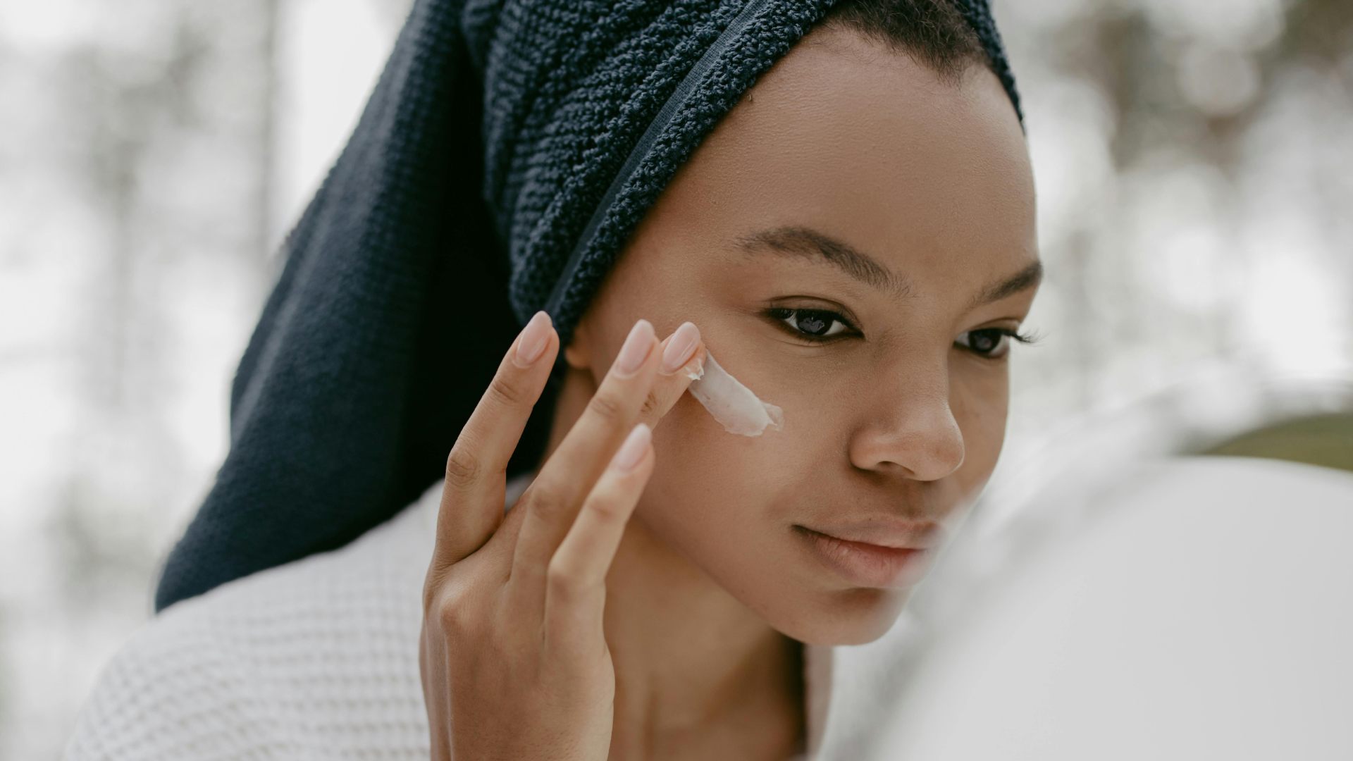 What Retinol Really Does to Your Skin (and Why Everyone's Talking About It)