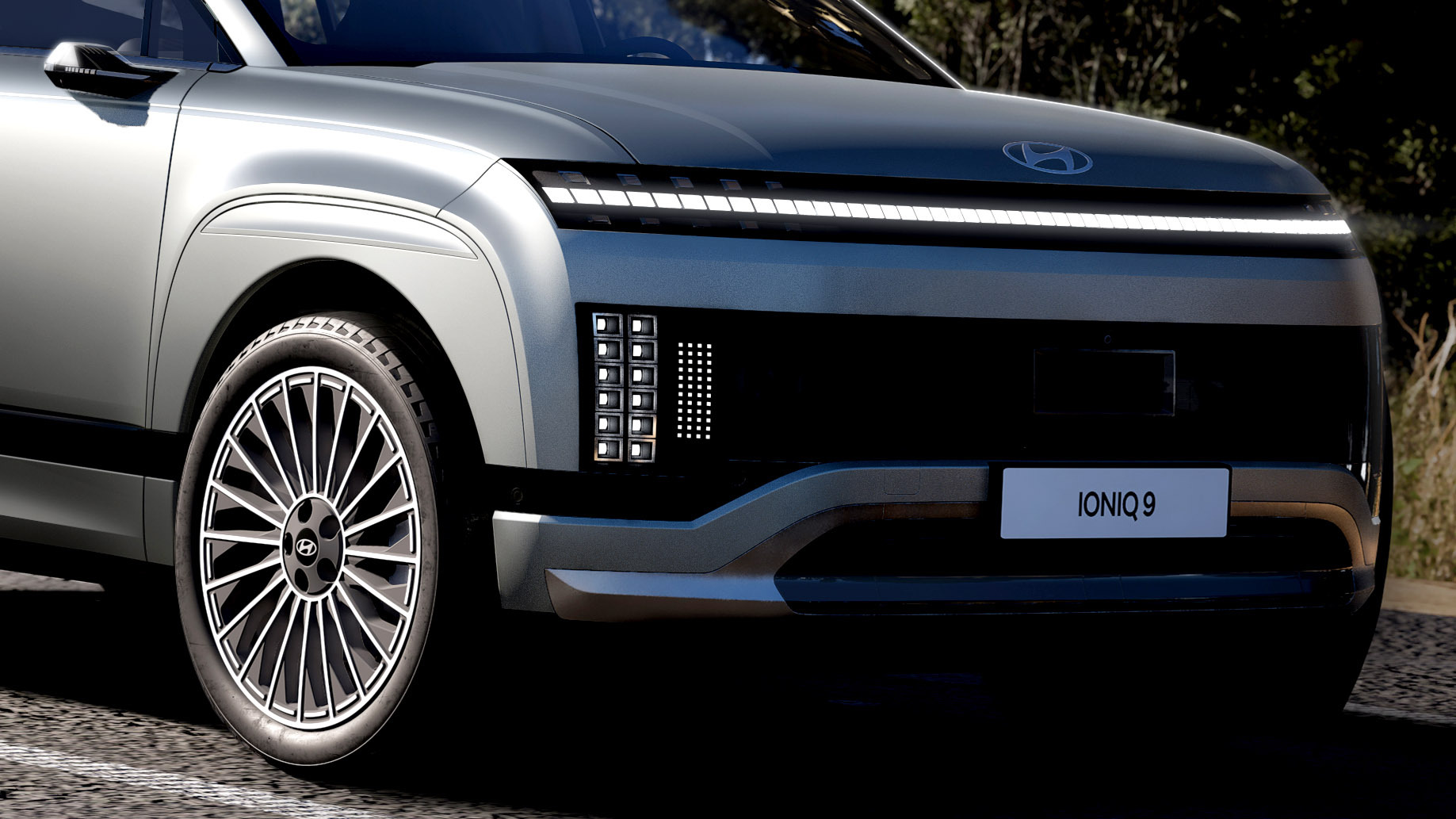 Hyundai’s Ioniq 9 Is Pricier Than EV9 But More Miles May Just Sell It