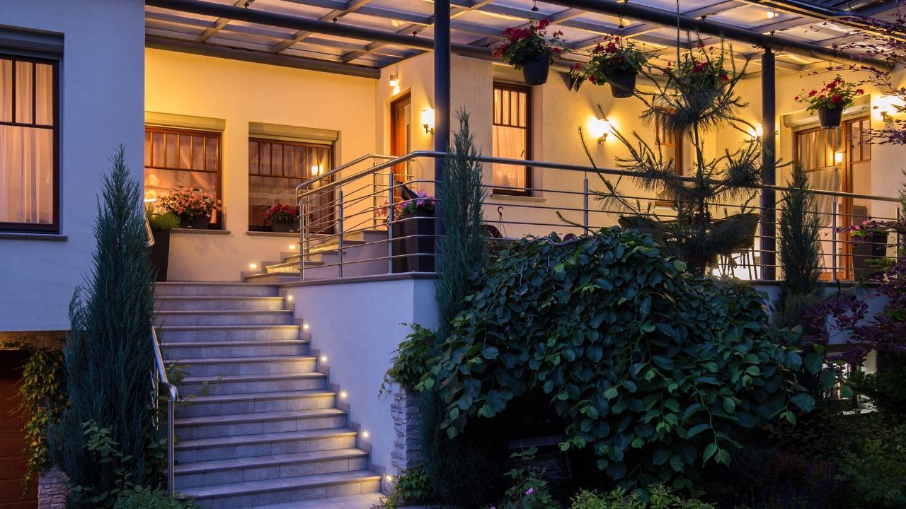 8 Quick Changes That Make Porches Look Polished