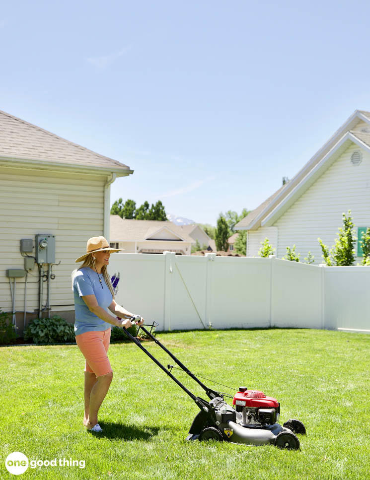 9 seriously helpful hacks for people who hate weeding
