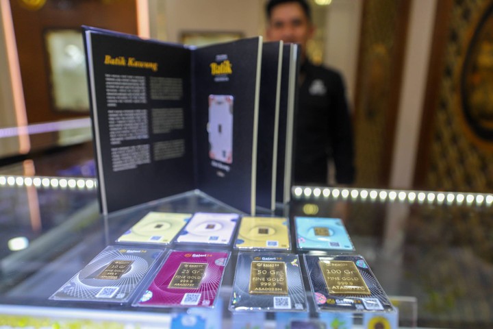 Harga Emas Antam dan Galeri24 Anjlok: Rp 10.000 hingga Rp 18.000 Penurunan Hari Ini
