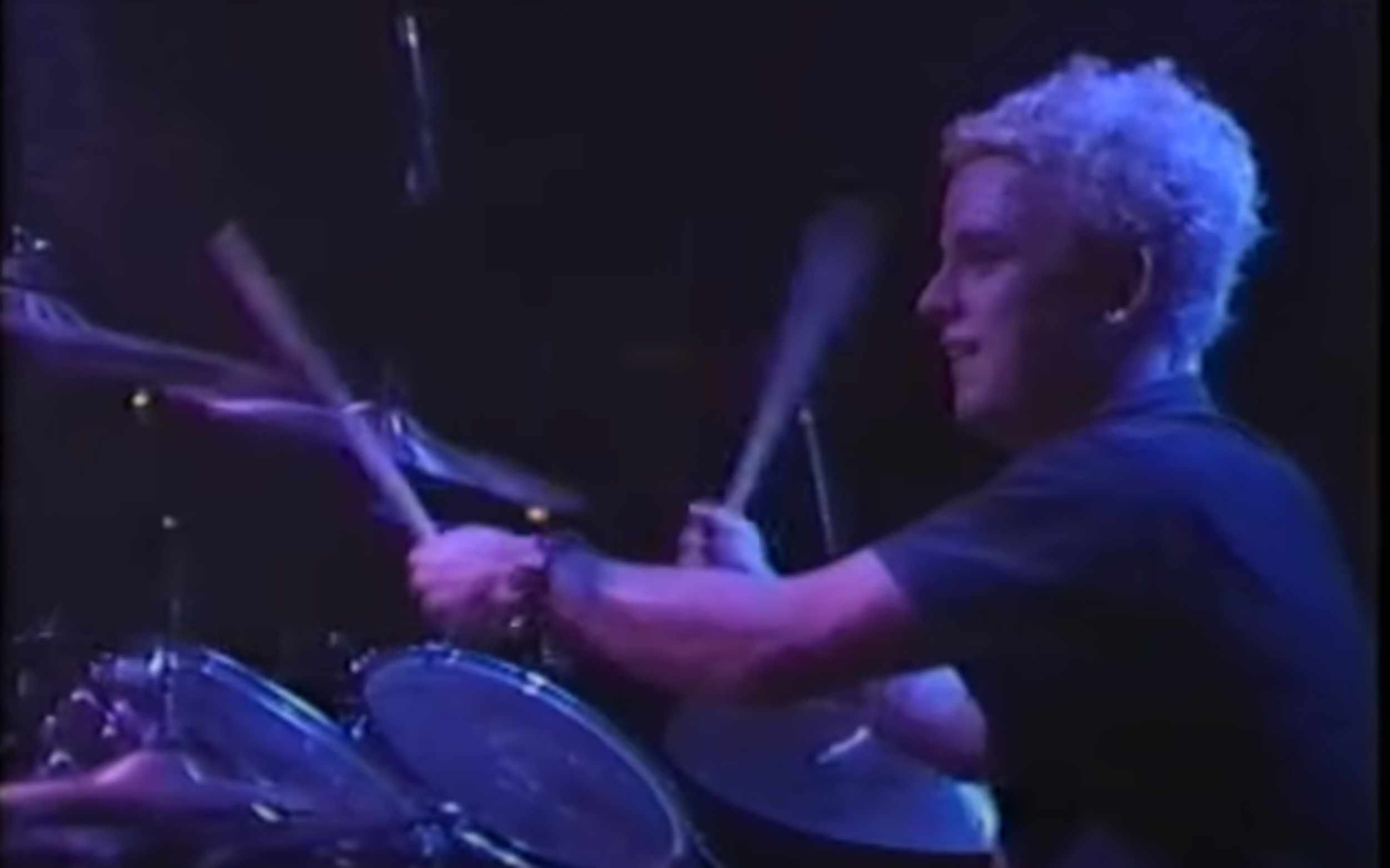 25 famous musicians who play multiple instruments quite well