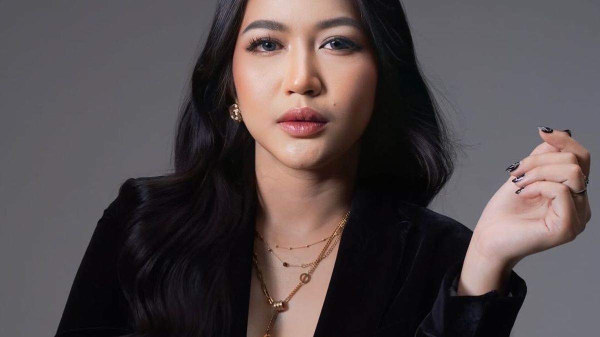 Eriska Nakesya Umumkan Berakhirnya Cintanya dengan Young Lex: Kisah Cinta yang Tak Lagi Bersama