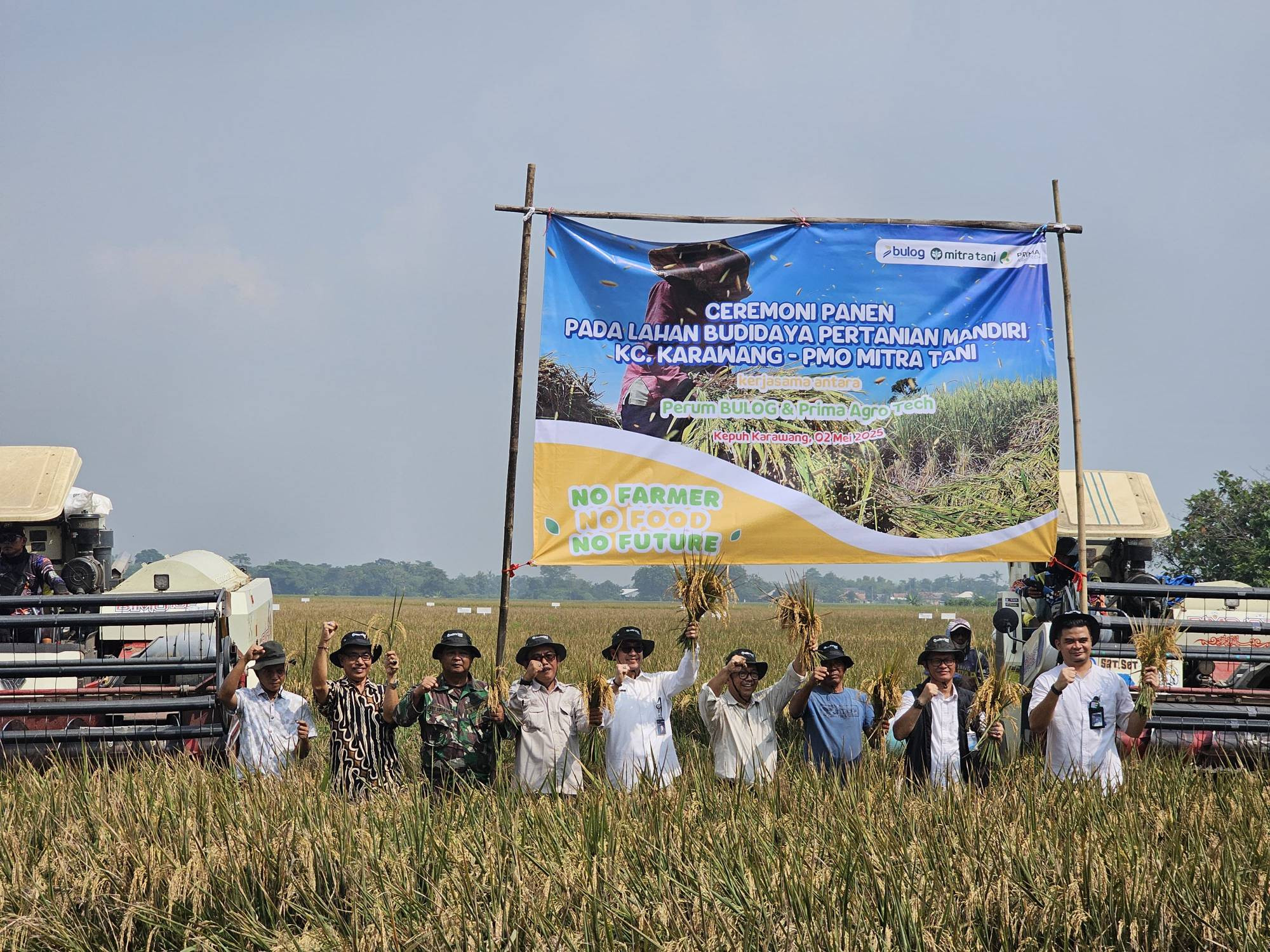Bulog Kenalkan Teknologi Baru, Panen Padi di Karawang Melonjak 2 Kali Lebih Tinggi Bulog Kenalkan Teknologi Baru, Panen Padi di Karawang Melonjak 2 Kali Lebih Tinggi