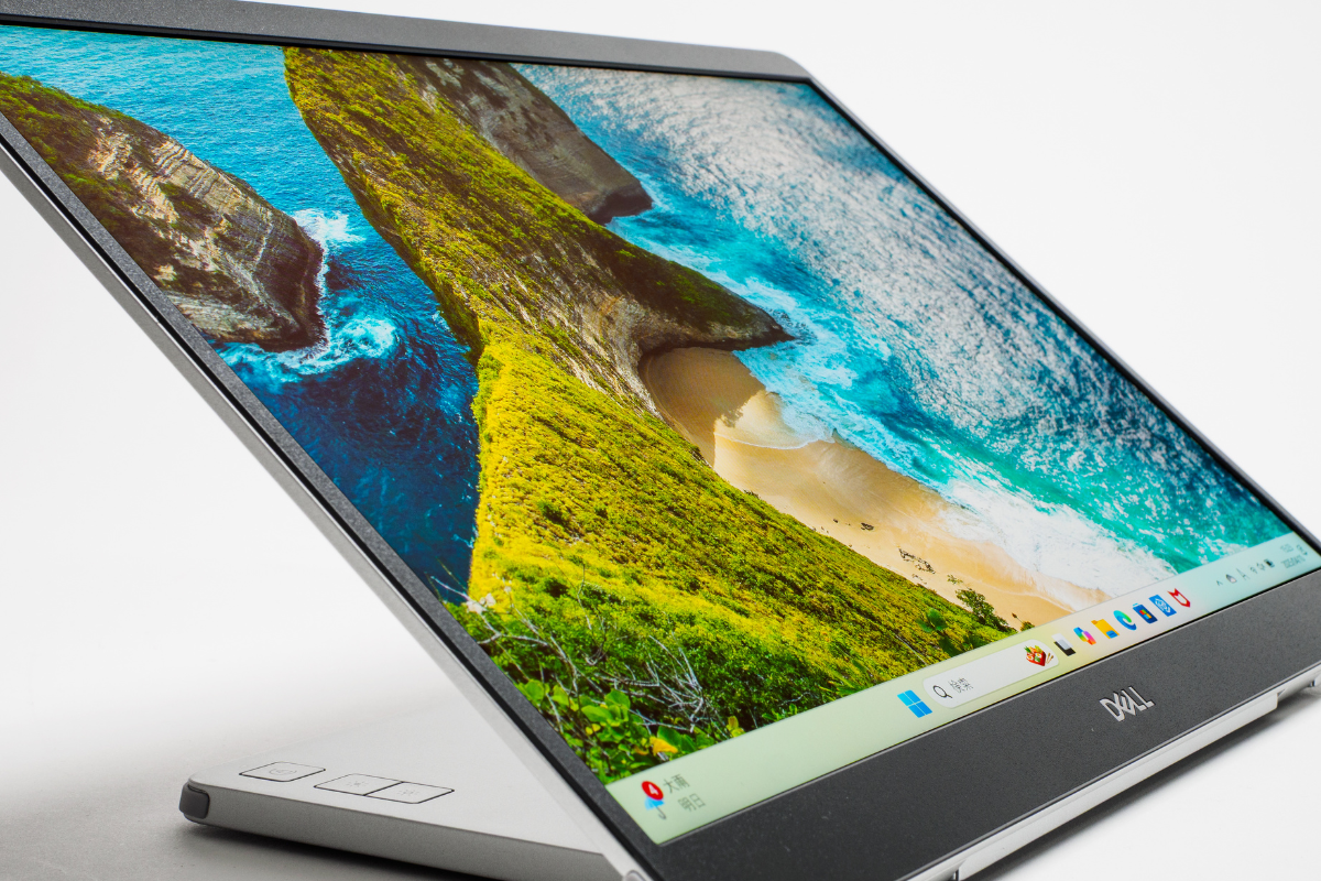 新品定価以下激安販売中！ Dell ポータブル モニター P1425 Amazon.co