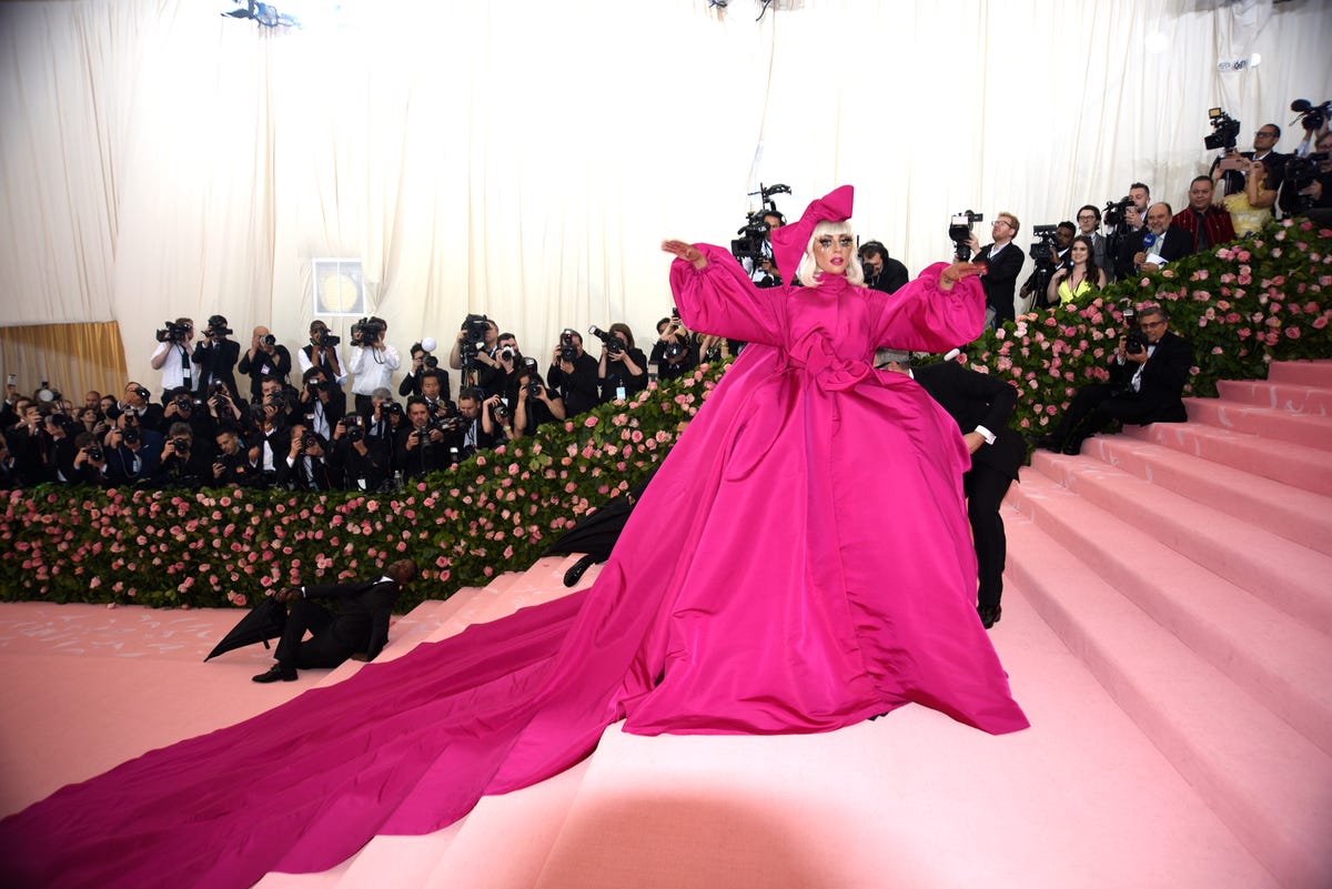 The complete history of the Met steps