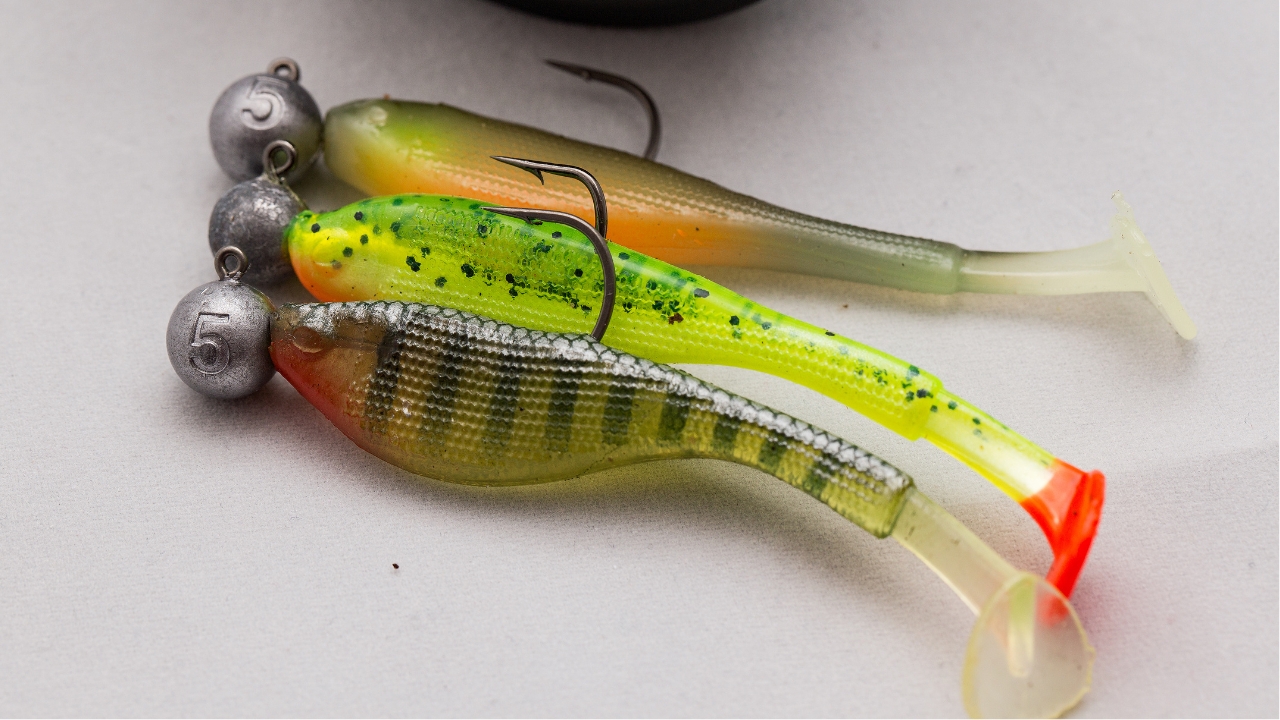 The swimbait rig that rolls over and looks fake