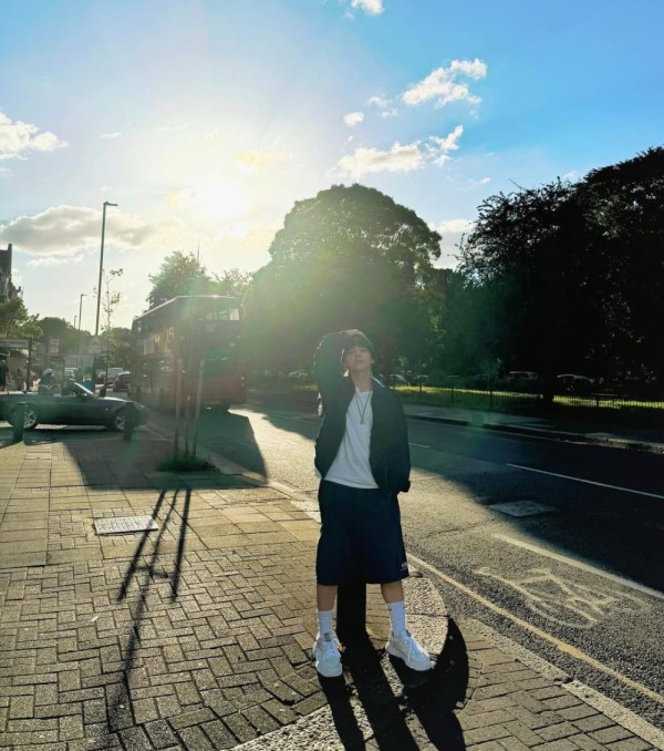 9 Gaya Street Style OOTD ala S.Coups SEVENTEEN, Keren Tanpa Usaha!
