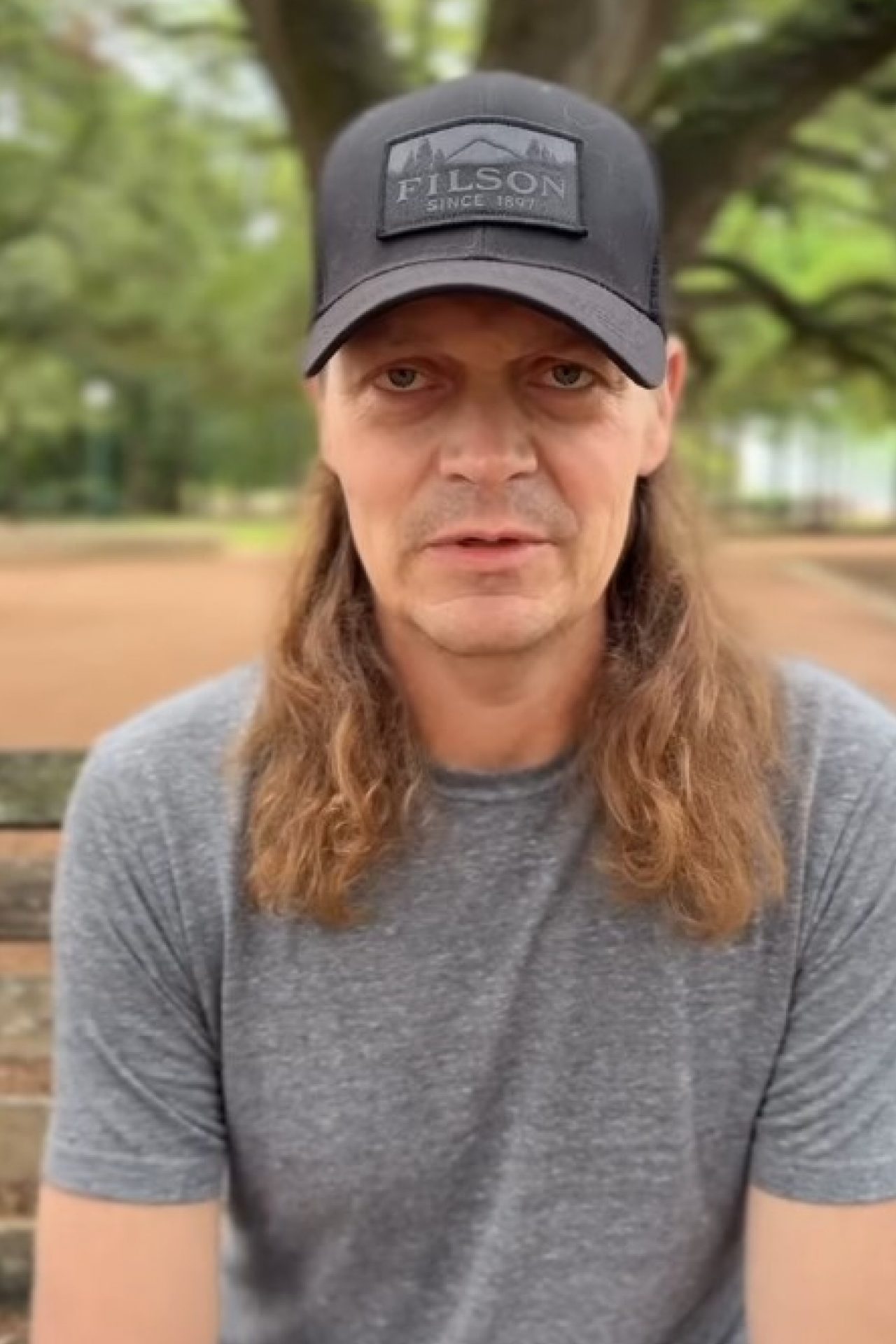 Stage 4 cancer: lead singer Brad Arnold of 3 Doors Down is very ill