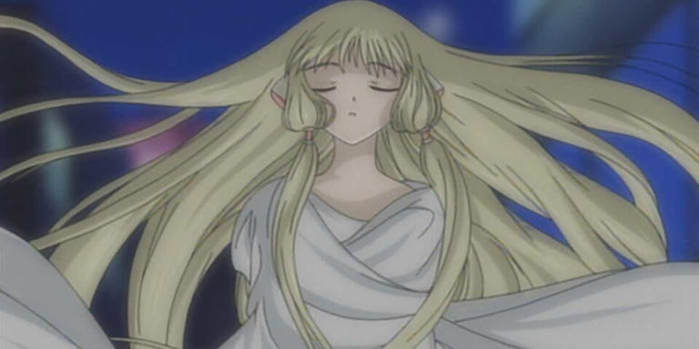 Chii closes her eyes and her hair begins floating.