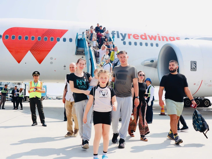 Hãng hàng không thứ 5 của Nga đưa khách đến Khánh Hòa