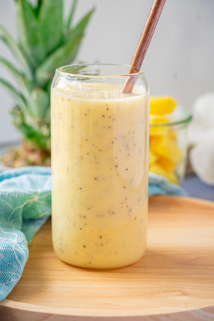 Ananas Smoothie mit Banane und Kokos - mega lecker