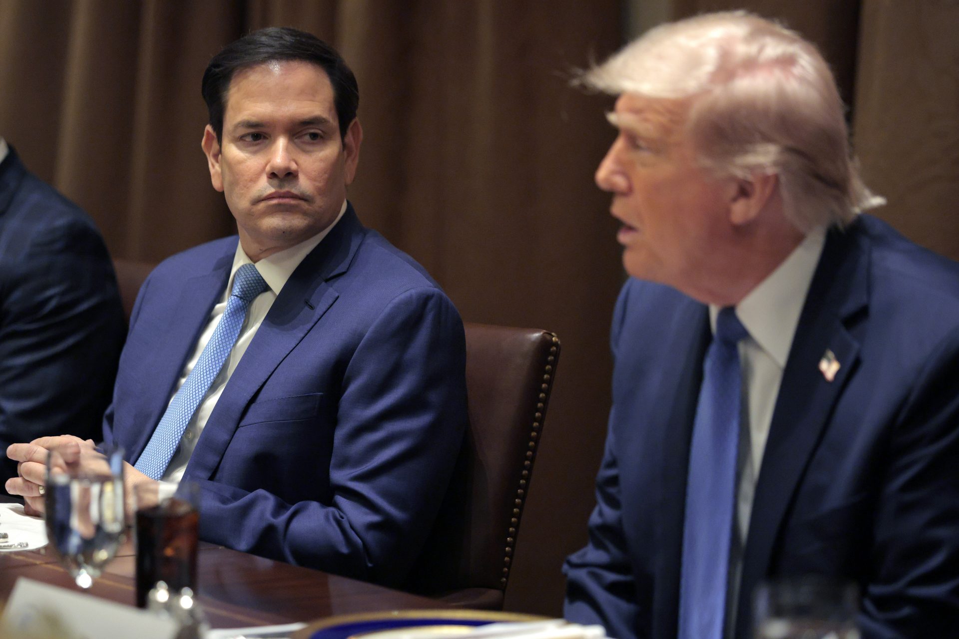 The inspiring story of the soccer player who became a war hero