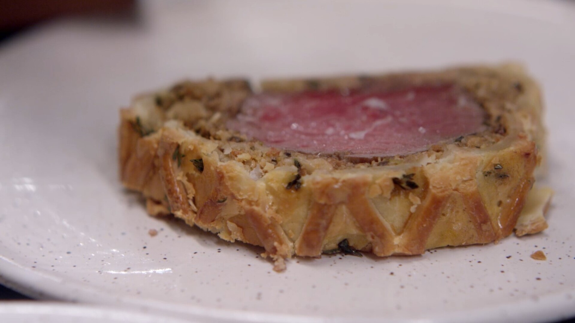 Beef Wellington mit Duxelles und Blätterteig-Gitter