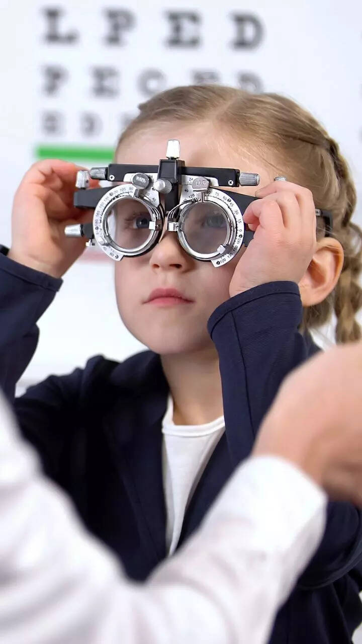 Small Hidden Details Fans Noticed In Disney Movies