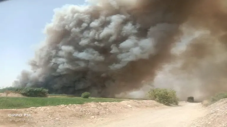 نشوب حريق بقرية الجبلاو في قنا (4)