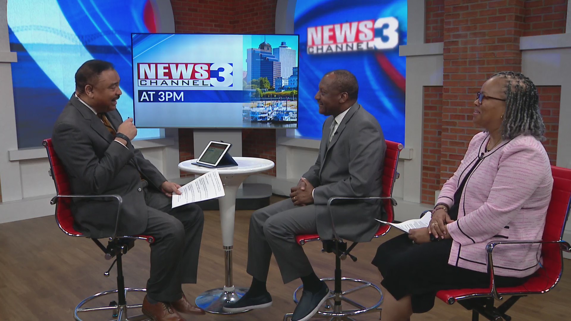 Tri State Defender President Vp Explain The Importance Of Print Journalism