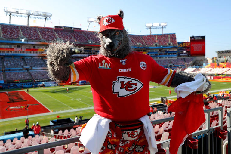 NFL superfan ‘ChiefsAholic’ sentenced to 32 years in prison for