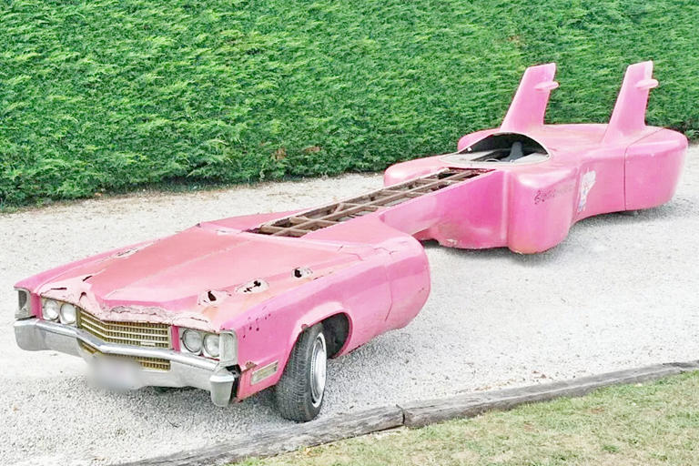 アート作品アメリカギターカー車