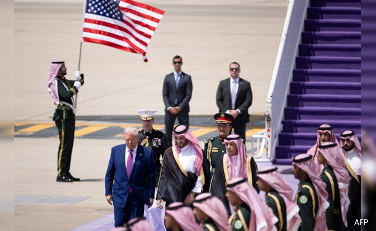 Warplanes, Chandeliers: Trump Gets Royal Welcome In Saudi Arabia