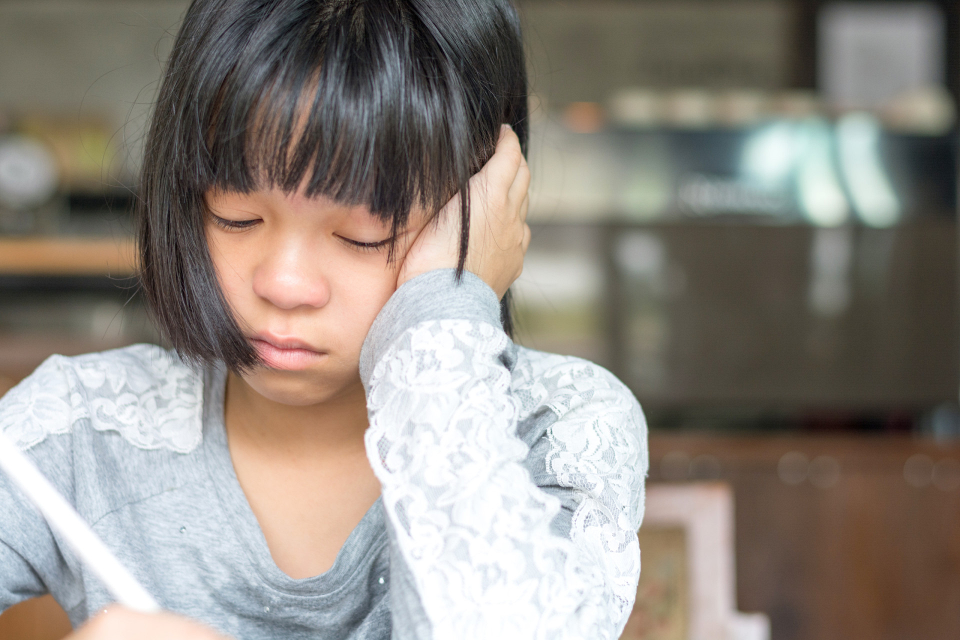 pensarcontemporaneo.com - Estes comportamentos mostram que seus pais foram emocionalmente abusivos &mdash; e voc&ecirc; talvez nunca notou