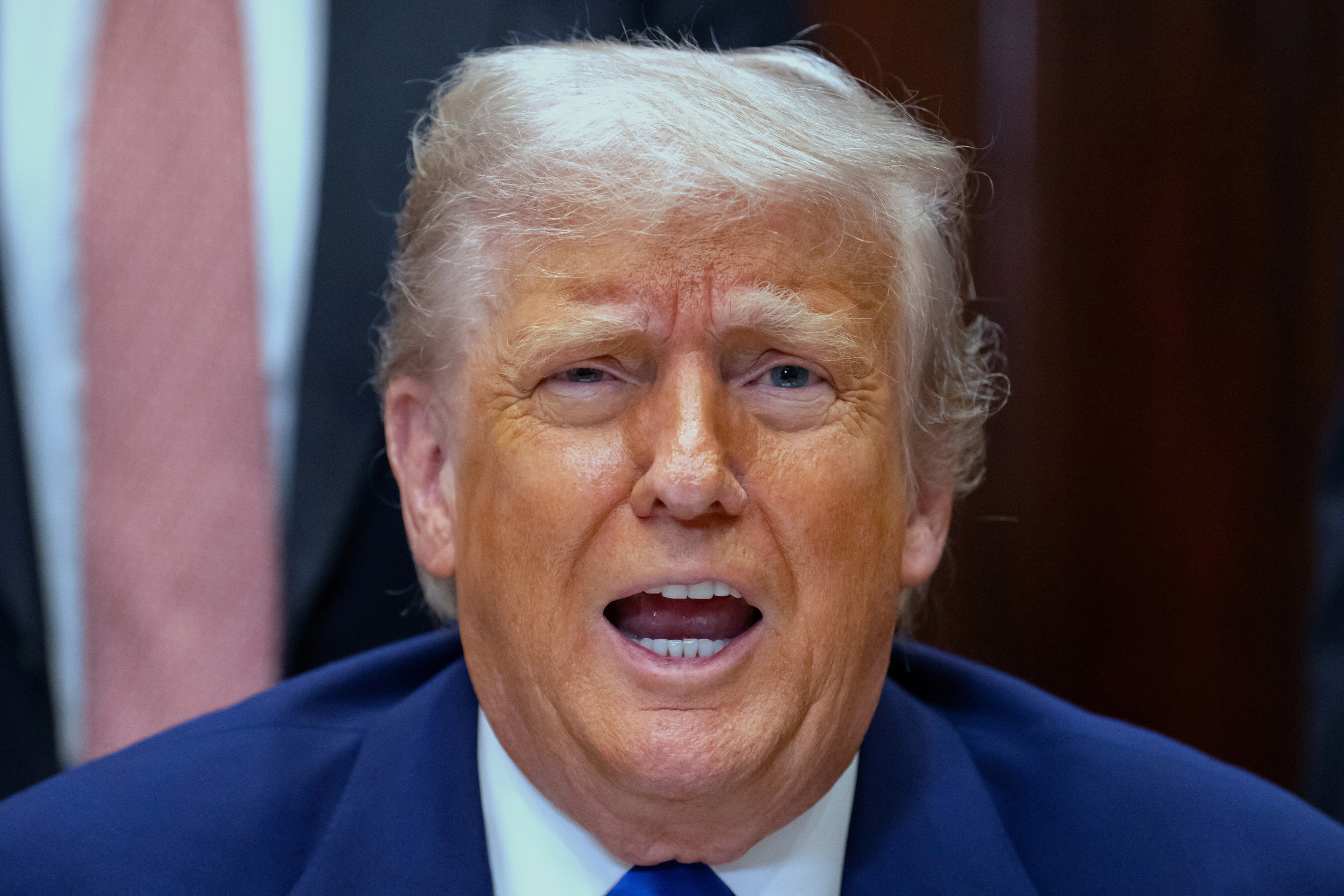 Donald Trump Warns That Supreme Court Ruling Against Him Could Destroy US Donald Trump Warns That Supreme Court Ruling Against Him Could Destroy US