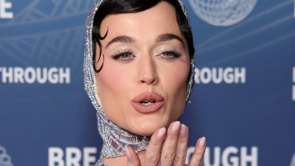 Katy Perry jokes about being 'most hated person on the