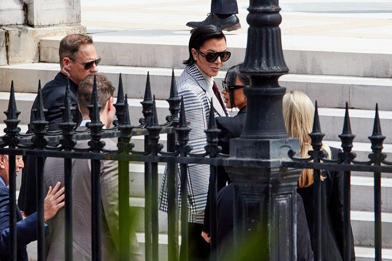 Kim Kardashian To Appear At Paris Robbery Trial
