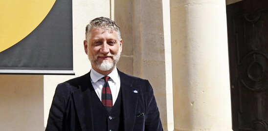 Cinema, attori vs. Giuli. La lettera-appello diventa un caso politico