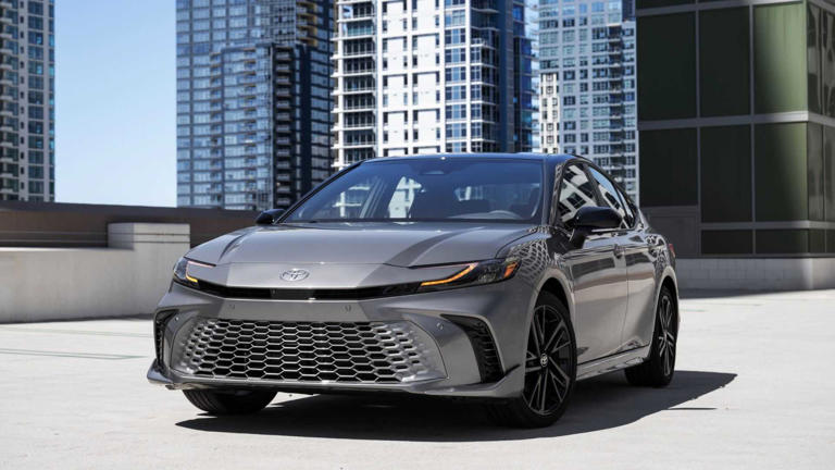 Toyota vs. Honda vs. Lexus: Sedan reliability compared