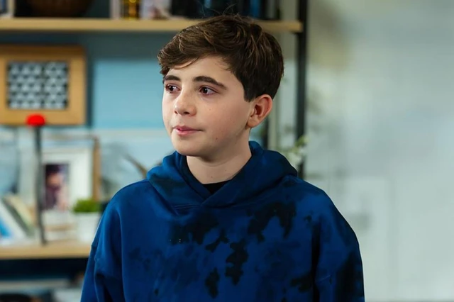 Jimmy la combinerà grossa nei prossimi episodi di Un Posto al Sole (Foto Facebook @Soap Opera e Serie TV) – tveblog.it