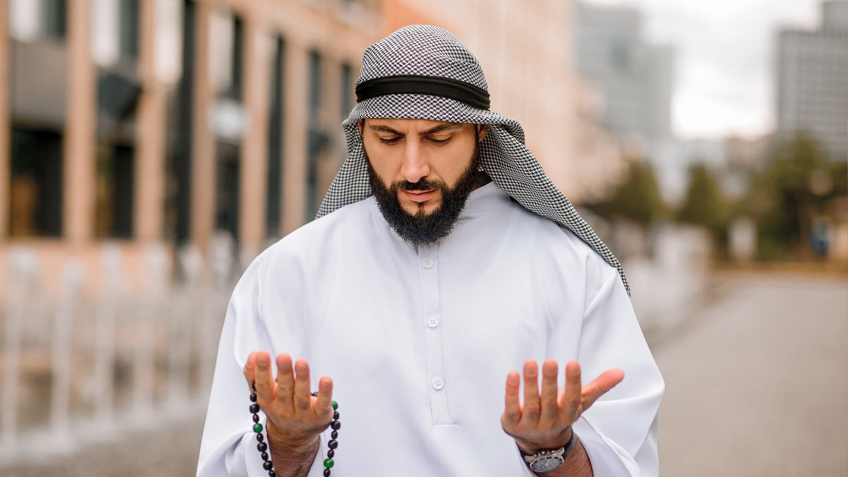 top 10 largest religions in the world (6)