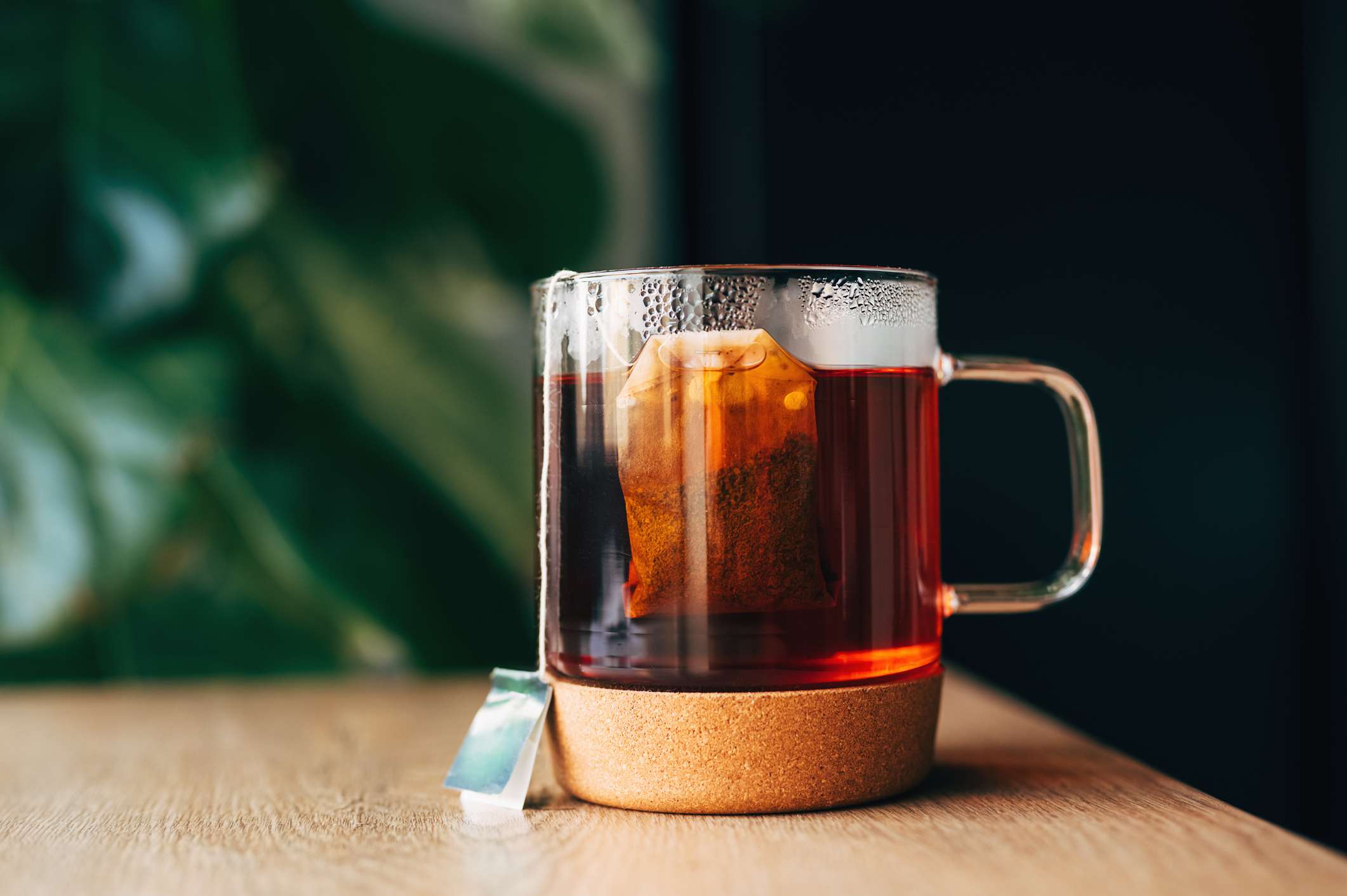 Black tea vs. green tea: Which one is healthier?