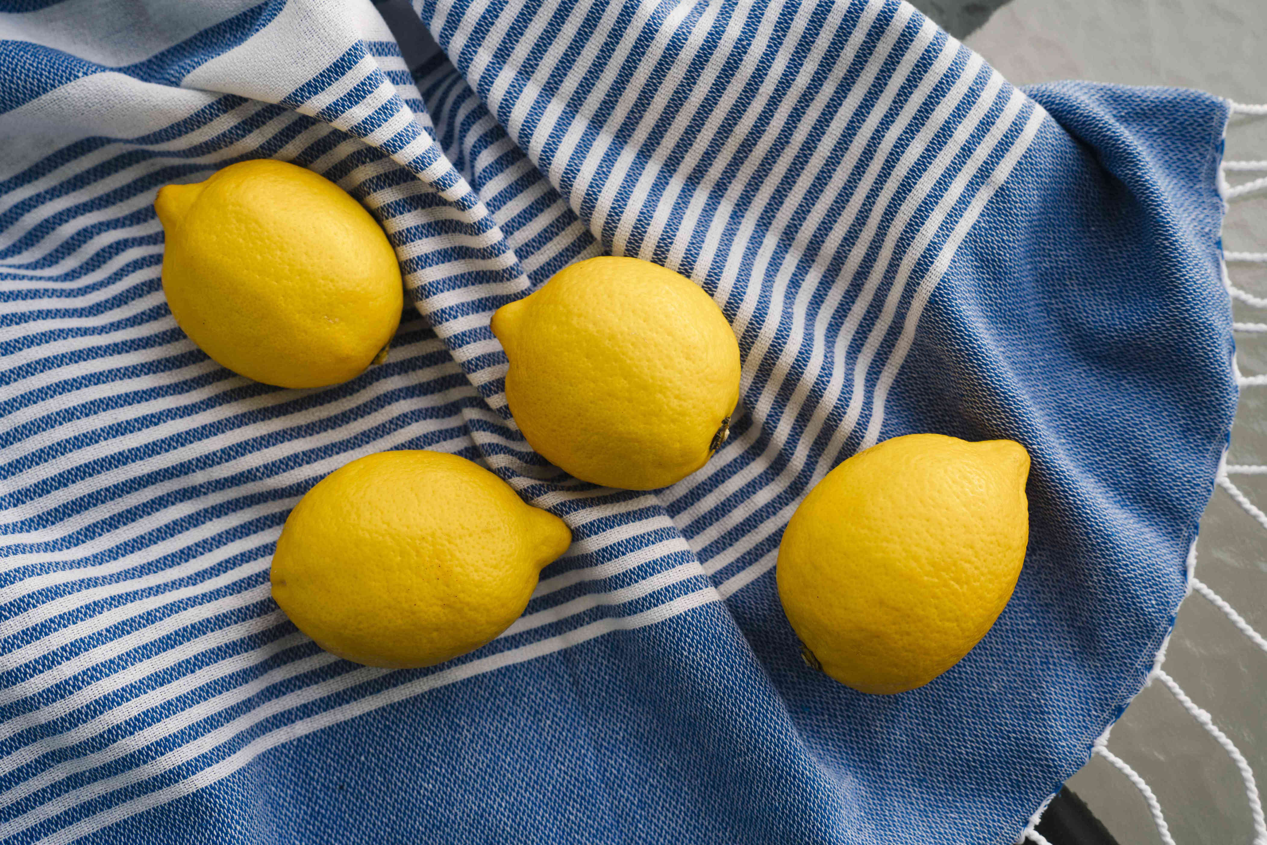 6 types of lemons you can buy at the grocery store—and how to use each