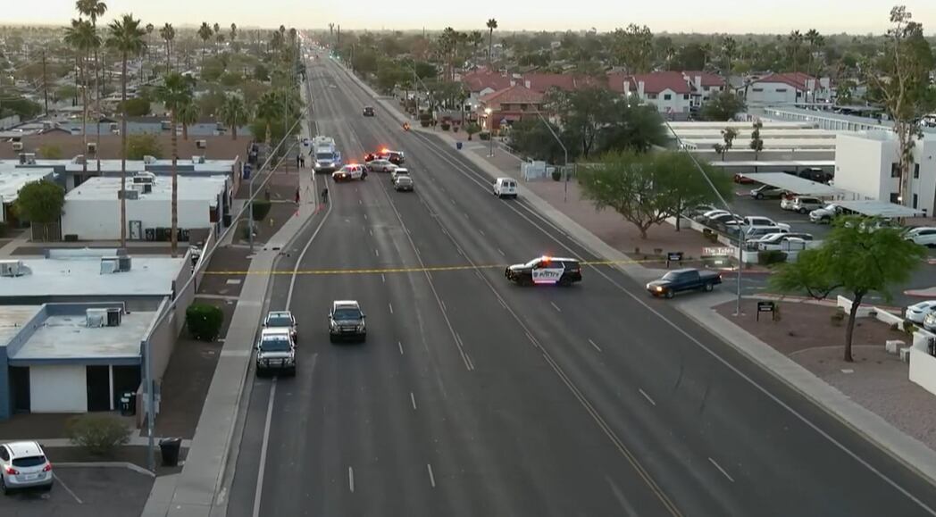 2 men dead in overnight shootout in Mesa