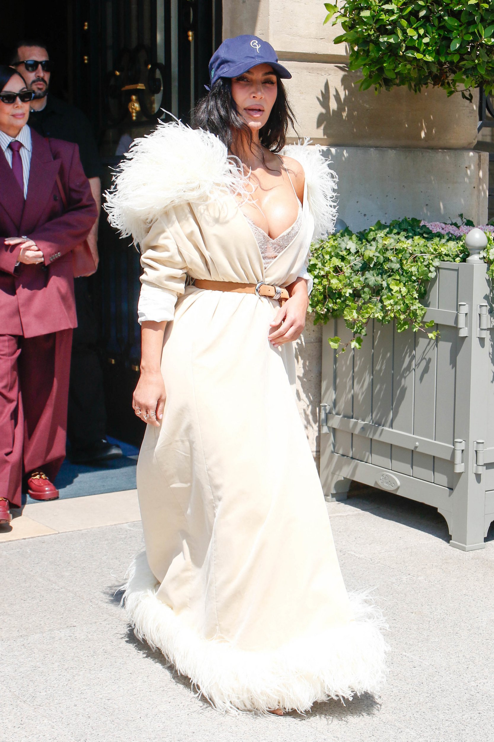 Kris Jenner's Irresistible New Trendy Look Has Everyone Talking