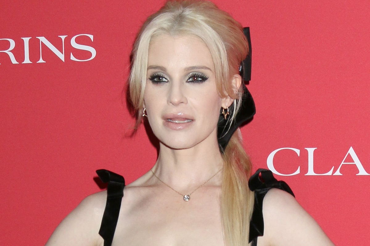 Kelly Osbourne Claims She ‘Got More S for Being Fat' Than When She