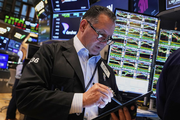 Seth Rogen Reveals Why He Wrote “The Studio” with Dave Franco