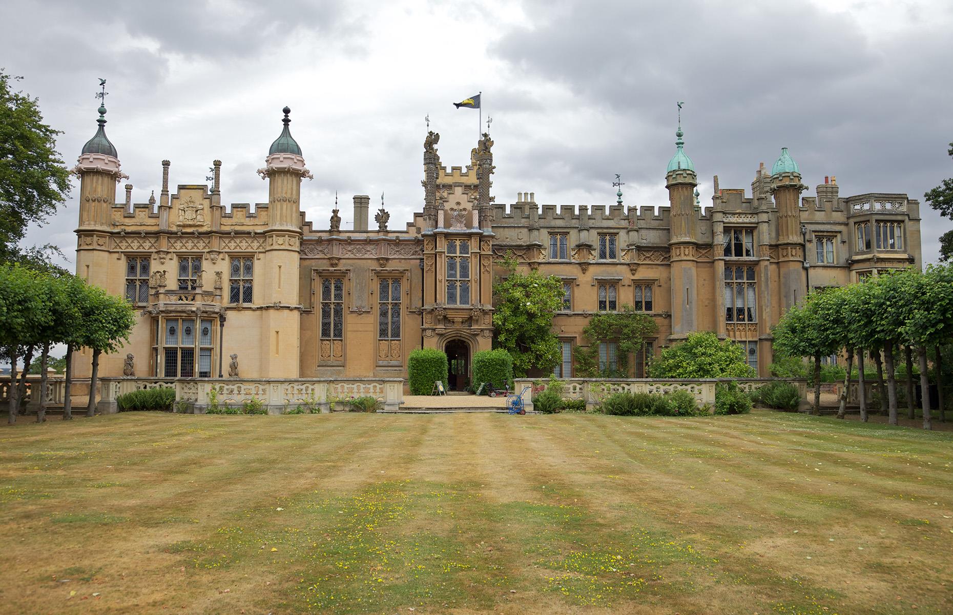 The stunning homes of Canada's industrial 'robber barons'